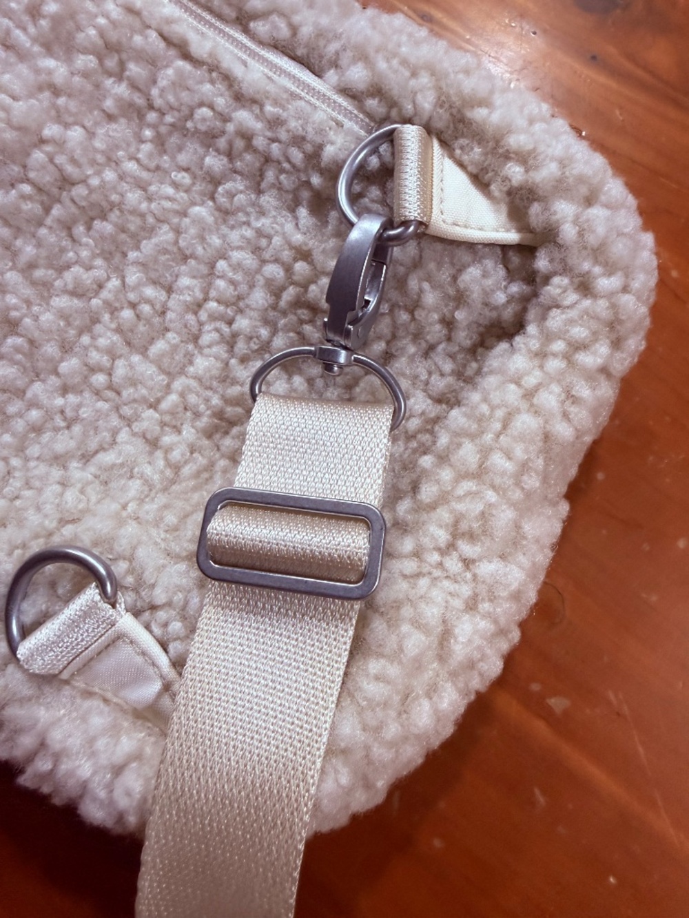 Baggallini cross body Sherpa purse NWT - Picture 7 of 16